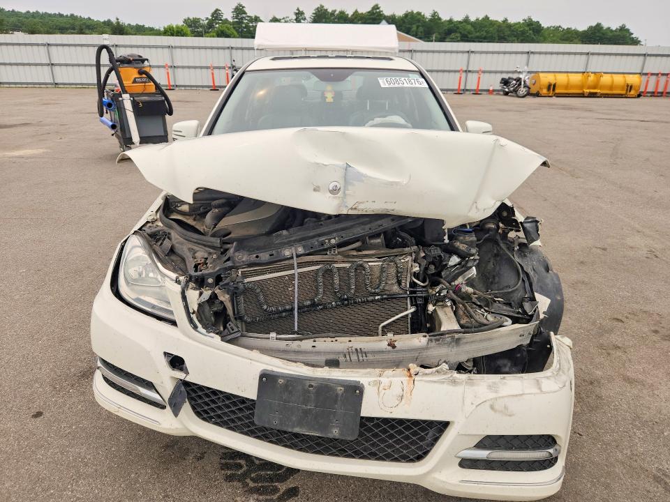 2012 Mercedes-benz C მანქანა იყიდება აუქციონზე, vin: WDDGF8BB8CR199072, აუქციონის ნომერი: 60851876