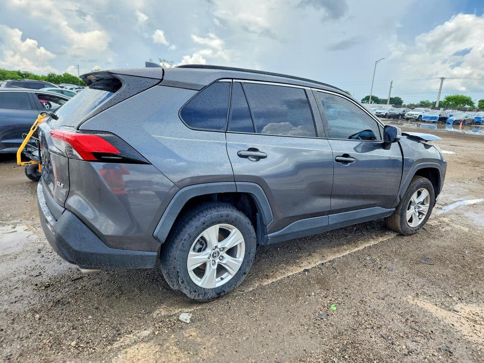 61550076 :رقم المزاد ، 2T3W1RFV2LC066078 vin ، 2020 Toyota Rav4 مزاد بيع