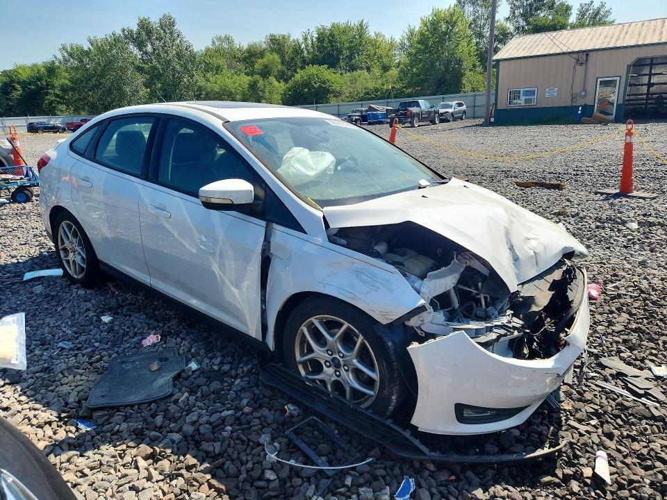 Aukcja sprzedaży 2015 Ford Focus, vin: 1FADP3F21FL322960, numer aukcji: 61011146