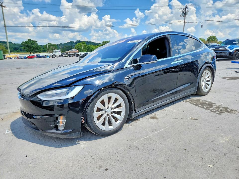 Продаж на аукціоні авто 2017 Tesla Model X, vin: 5YJXCBE26HF049096, номер лоту: 60079576