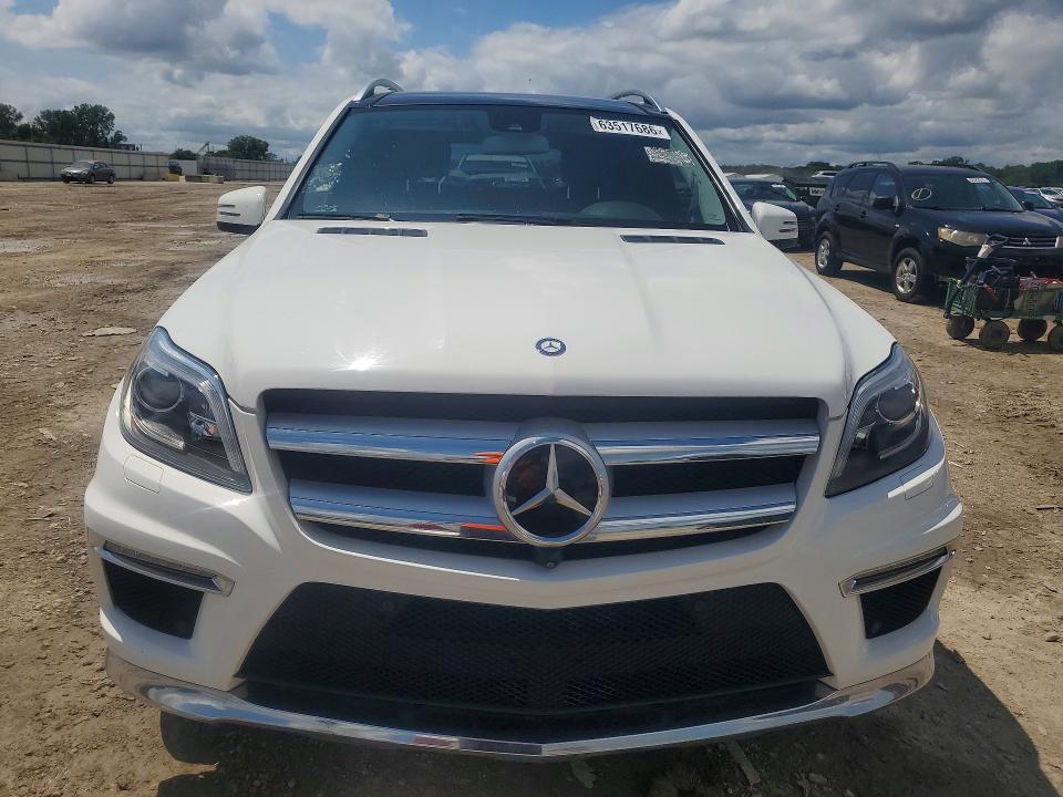 Продажа на аукционе авто 2015 Mercedes-benz Gl, vin: 4JGDF7DE0FA448347, номер лота: 63517686