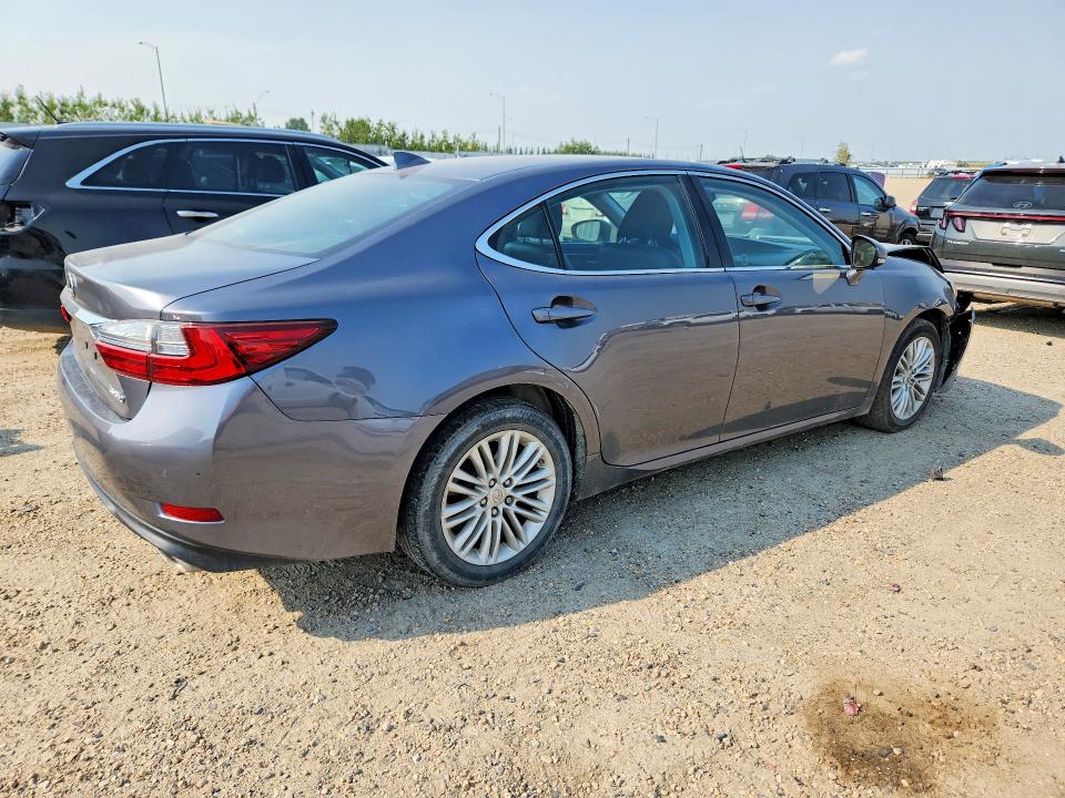 62812876 :رقم المزاد ، 58ABK1GG9JU109499 vin ، 2018 Lexus Es مزاد بيع