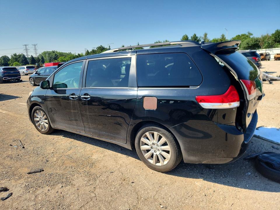 Auction sale of the 2011 Toyota Sienna, vin: 5TDYK3DC4BS166833, lot number: 59997546