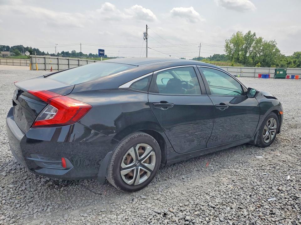 2018 Honda Civic მანქანა იყიდება აუქციონზე, vin: 2HGFC2F53JH593951, აუქციონის ნომერი: 63230056