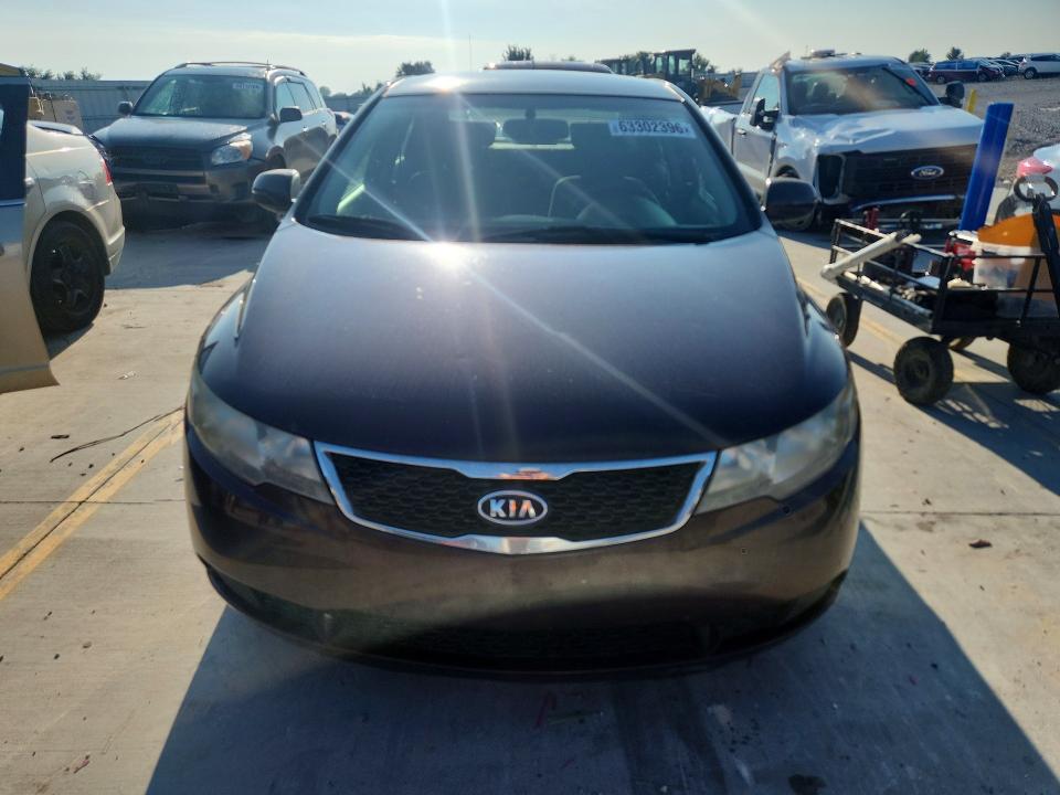 2011 Kia Forte მანქანა იყიდება აუქციონზე, vin: KNAFU4A20B5444505, აუქციონის ნომერი: 63302396