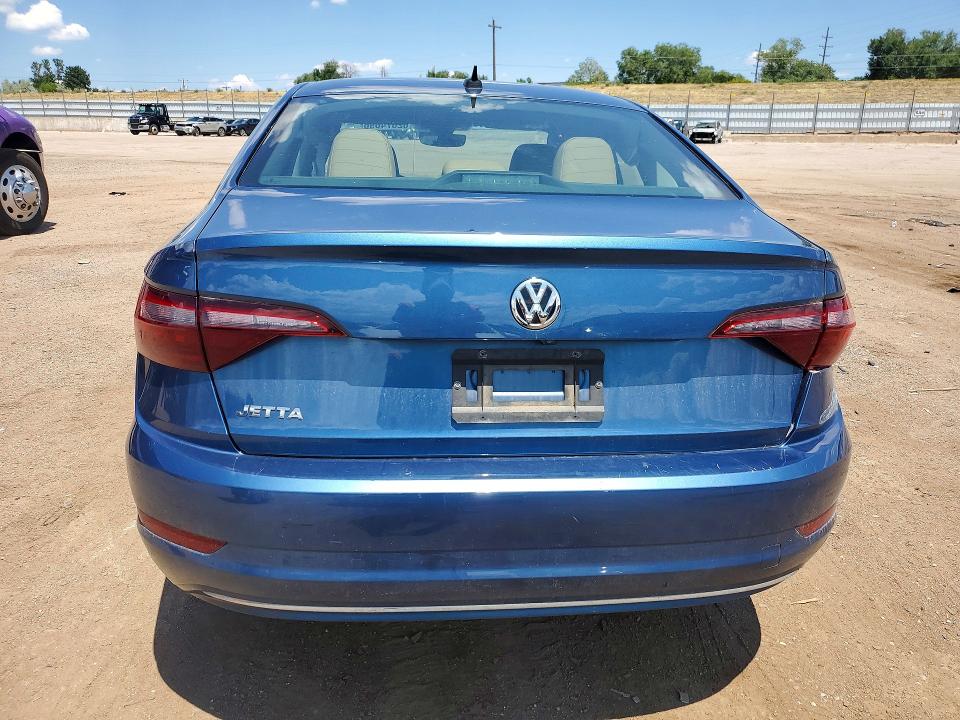62674696 :رقم المزاد ، 3VWEB7BU8LM073804 vin ، 2020 Volkswagen Jetta مزاد بيع