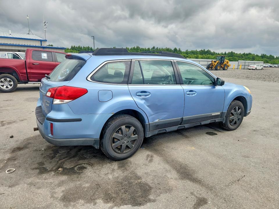 62665086 :رقم المزاد ، 4S4BRBAC4B1375661 vin ، 2011 Subaru Outback مزاد بيع