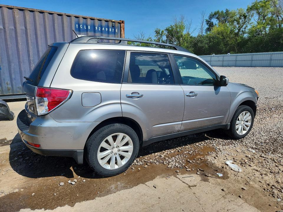 2011 Subaru Forester მანქანა იყიდება აუქციონზე, vin: JF2SHADC1BH762934, აუქციონის ნომერი: 59380256