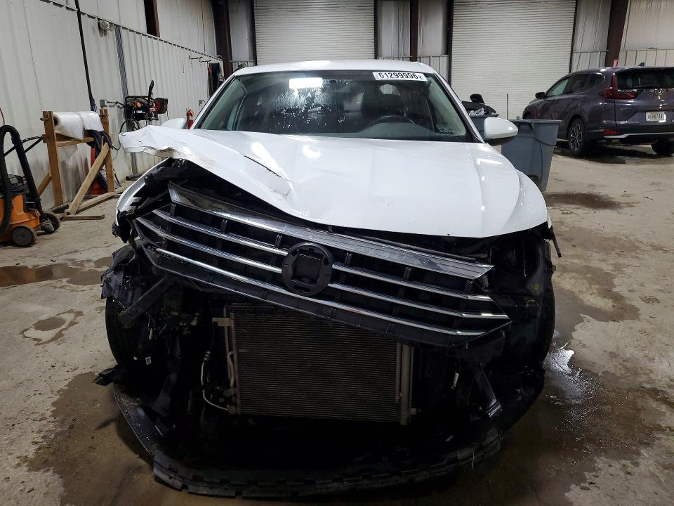 Продажа на аукционе авто 2020 Volkswagen Jetta, vin: 3VWCB7BU6LM031770, номер лота: 61299996