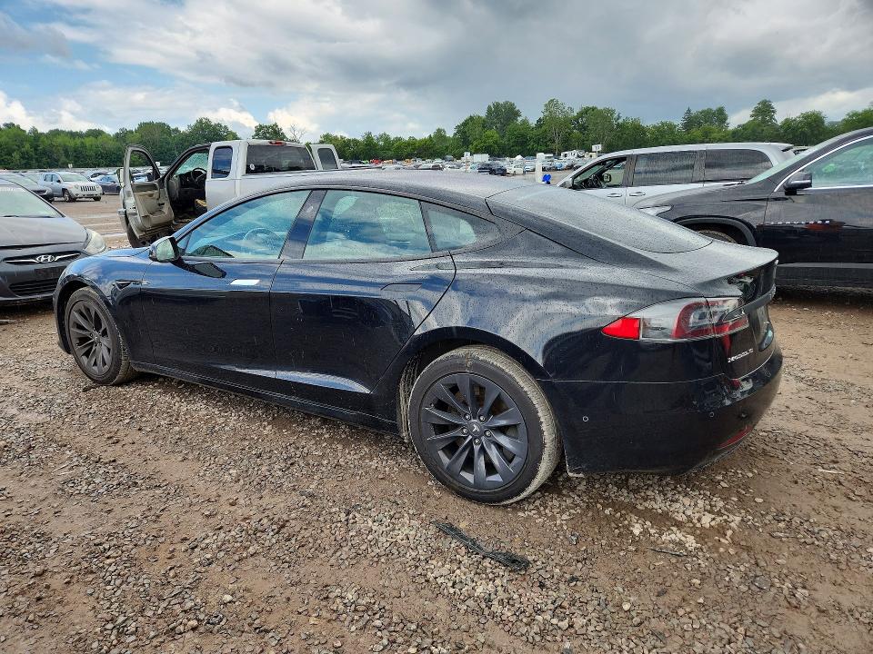 Продажа на аукционе авто 2017 Tesla Model S, vin: 5YJSA1E22HF229900, номер лота: 62282046