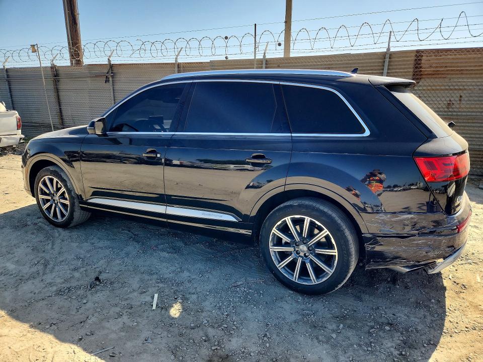 Продаж на аукціоні авто 2017 Audi Q7, vin: WA1LAAF76HD006503, номер лоту: 61512526