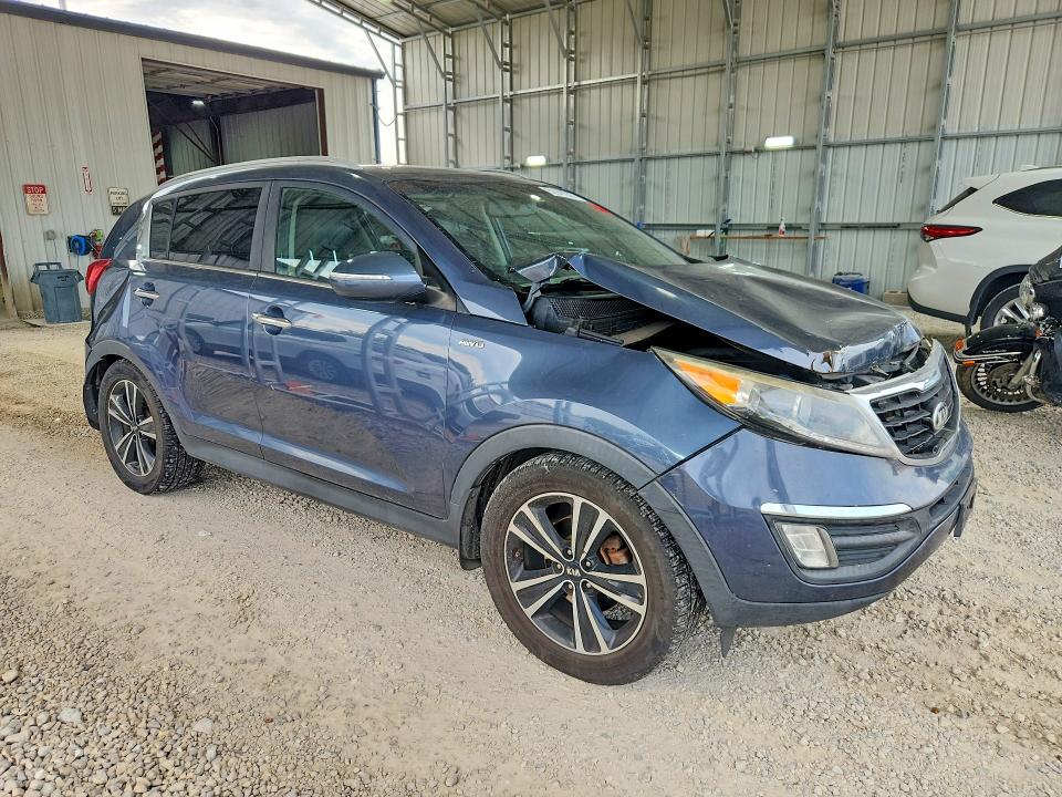 62941246 :رقم المزاد ، KNDPCCA64G7842383 vin ، 2016 Kia Sportage مزاد بيع