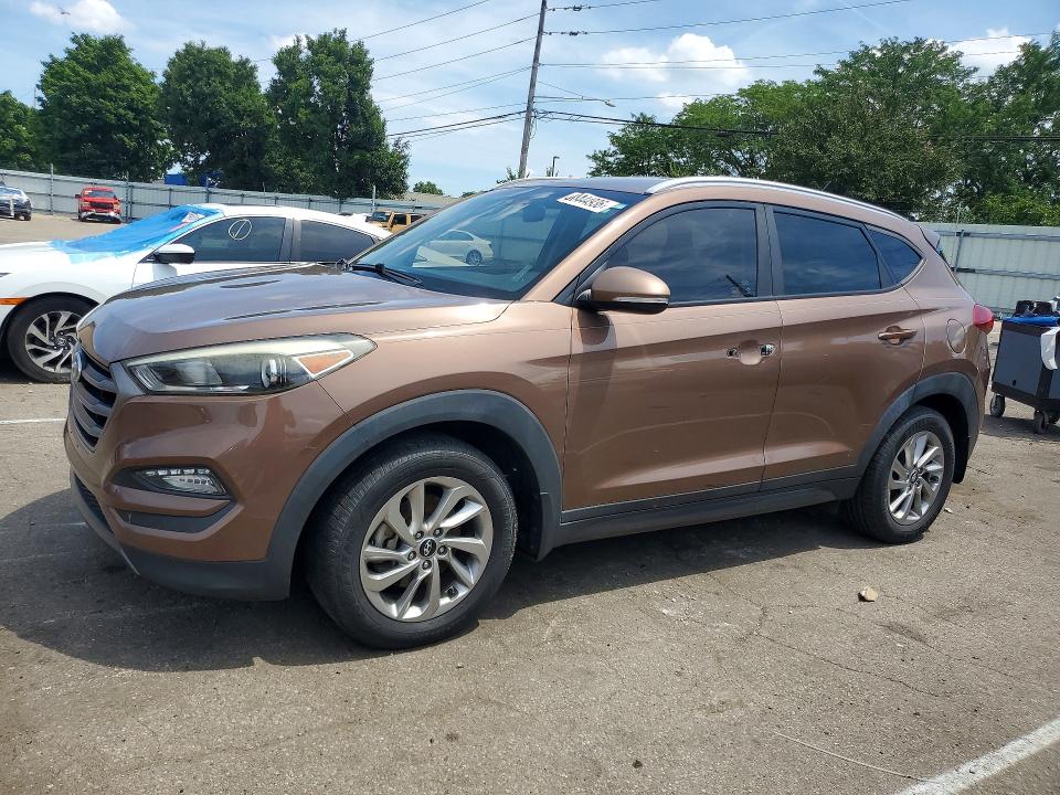 60444936 :رقم المزاد ، KM8J33A28GU061754 vin ، 2016 Hyundai Tucson مزاد بيع