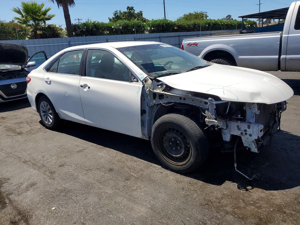 63249416 :رقم المزاد ، 4T4BF1FK3GR536256 vin ، 2016 Toyota Camry مزاد بيع