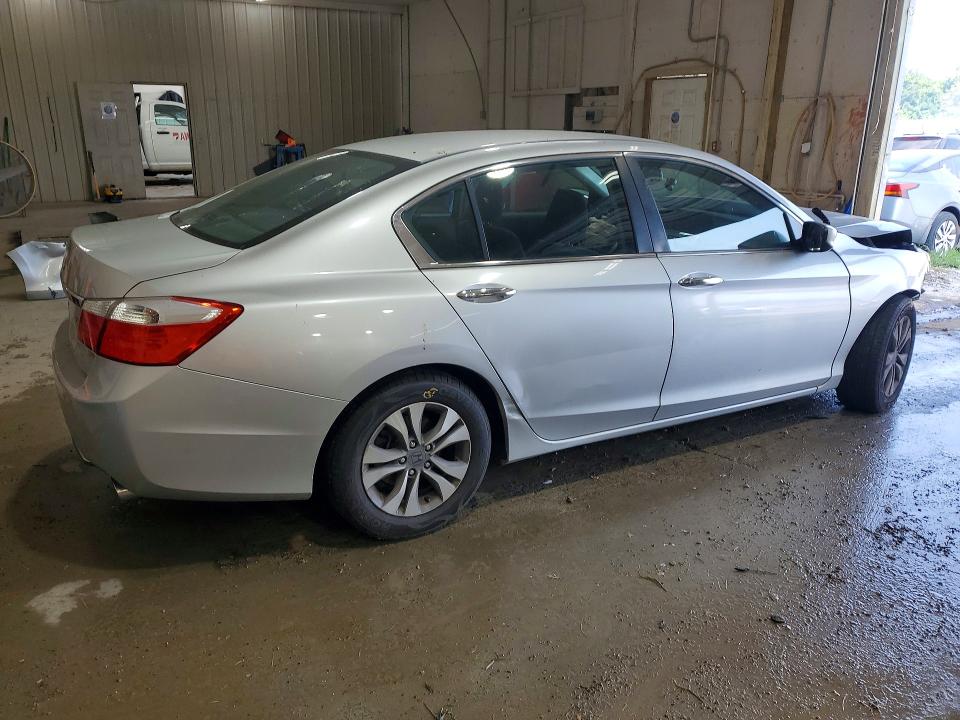 62688576 :رقم المزاد ، 1HGCR2F38FA041576 vin ، 2015 Honda Accord مزاد بيع