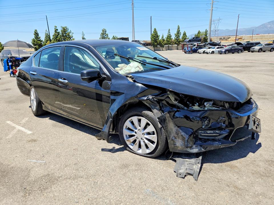 Продажа на аукционе авто 2014 Honda Accord, vin: 1HGCR2F8XEA177802, номер лота: 62690956