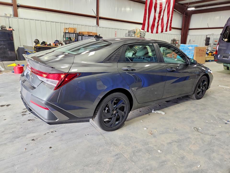 60832516 :رقم المزاد ، KMHLM4DGXTU113348 vin ، 2026 Hyundai Elantra مزاد بيع