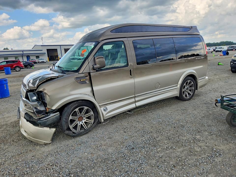 61541406 :رقم المزاد ، 1GCWGAFG8H1271152 vin ، 2017 Chevrolet Express G2500 مزاد بيع