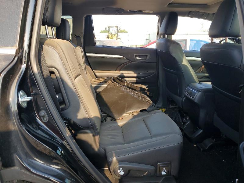 Продажа на аукционе авто 2019 Toyota Highlander, vin: 5TDJZRFH6KS611629, номер лота: 60361686