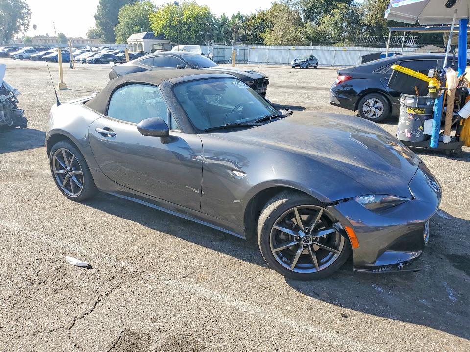 63234426 :رقم المزاد ، JM1NDAD72G0101946 vin ، 2016 Mazda Mx-5 Miata مزاد بيع