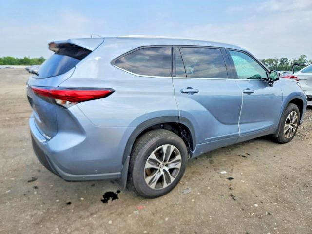 Продаж на аукціоні авто 2022 Toyota Highlander, vin: 5TDGZRBH0NS245770, номер лоту: 61055376