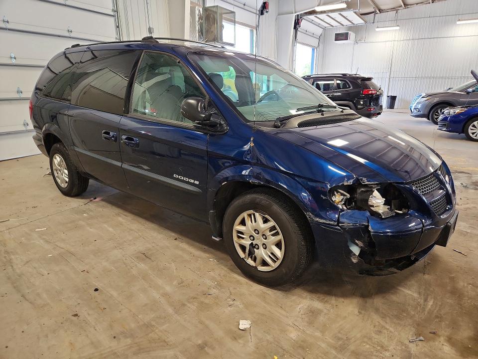 60040346 :رقم المزاد ، 2B4GP44381R403329 vin ، 2001 Dodge Grand Caravan مزاد بيع