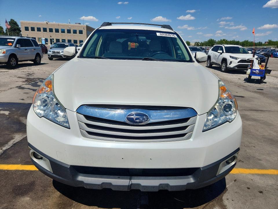 60584016 :رقم المزاد ، 4S4BRCFC9C3275978 vin ، 2012 Subaru Outback مزاد بيع