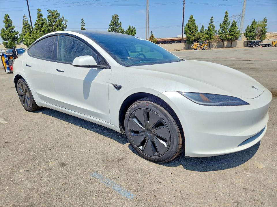 59197886 :رقم المزاد ، 5YJ3E1EB0TF173523 vin ، 2026 Tesla Model 3 مزاد بيع