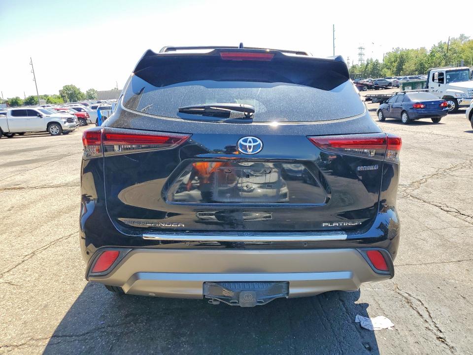2024 Toyota Highlander Hybrid მანქანა იყიდება აუქციონზე, vin: 5TDEBRCH2RS644728, აუქციონის ნომერი: 60441966