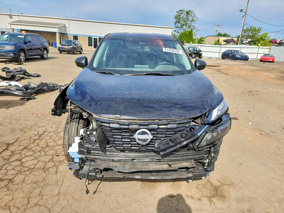 61430156 :رقم المزاد ، 5N1BT3AB6PC944102 vin ، 2023 Nissan Rogue مزاد بيع