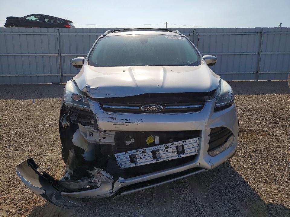 Продаж на аукціоні авто 2015 Ford Escape, vin: 1FMCU9J9XFUB23305, номер лоту: 61015166