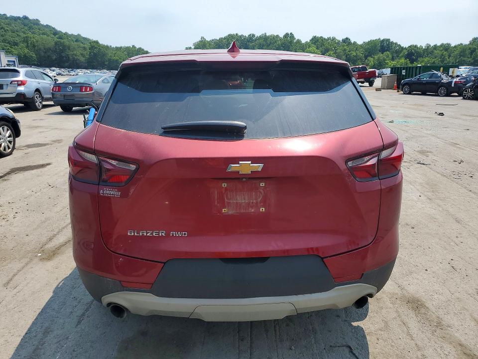 61159356 :رقم المزاد ، 3GNKBHR40MS581061 vin ، 2021 Chevrolet Blazer مزاد بيع