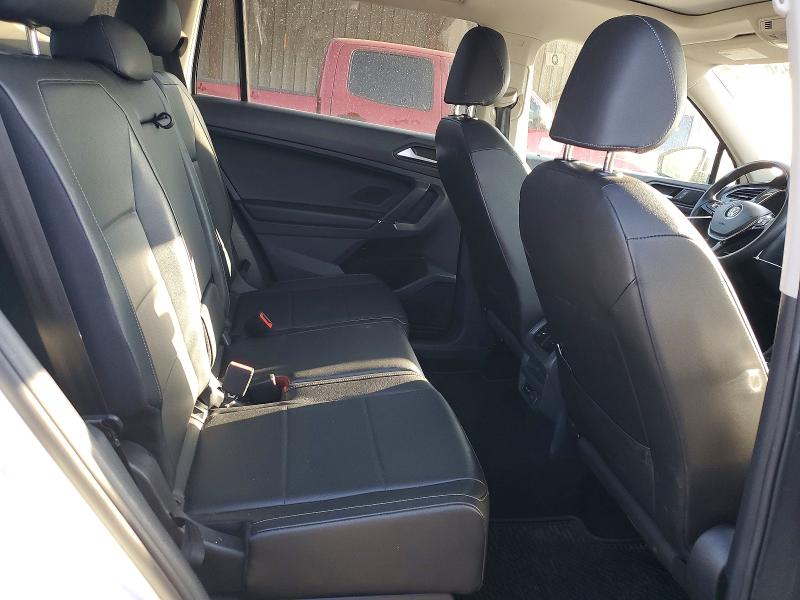 61777436 :رقم المزاد ، 3VV2B7AX5LM069521 vin ، 2020 Volkswagen Tiguan مزاد بيع