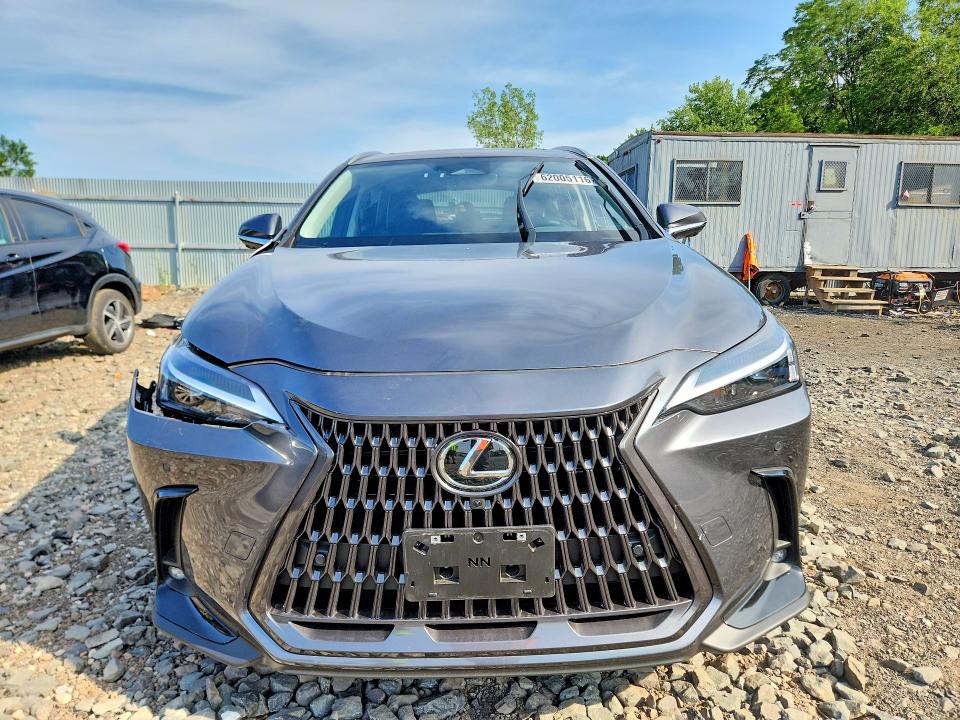 Продаж на аукціоні авто 2026 Lexus Nx 450h+, vin: JTJHKCFZ7T2085428, номер лоту: 62005116