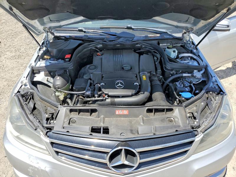 2014 Mercedes-benz C მანქანა იყიდება აუქციონზე, vin: WDDGF4HB3ER319654, აუქციონის ნომერი: 59731086