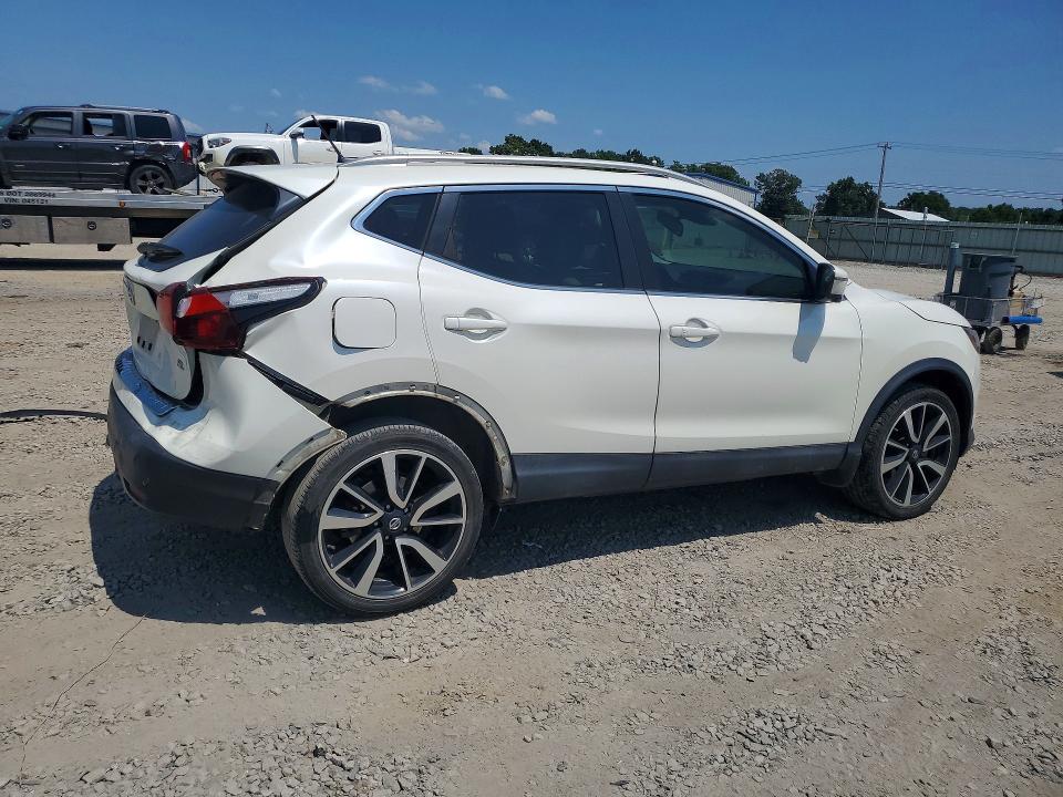59814776 :رقم المزاد ، JN1BJ1CP7KW527119 vin ، 2019 Nissan Rogue Sport مزاد بيع