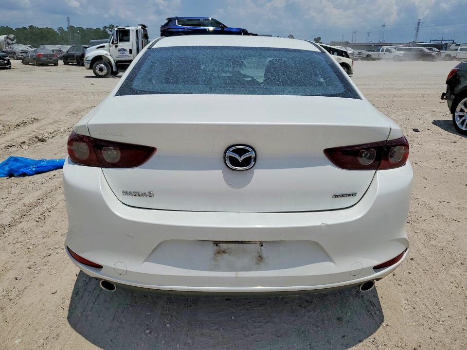 2021 Mazda 3 მანქანა იყიდება აუქციონზე, vin: JM1BPAAL0M1327761, აუქციონის ნომერი: 60085606