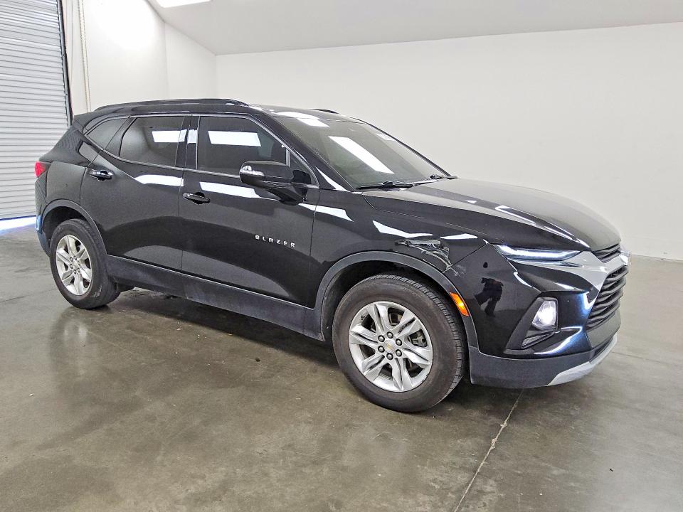 59662106 :رقم المزاد ، 3GNKBHR40NS147935 vin ، 2022 Chevrolet Blazer مزاد بيع