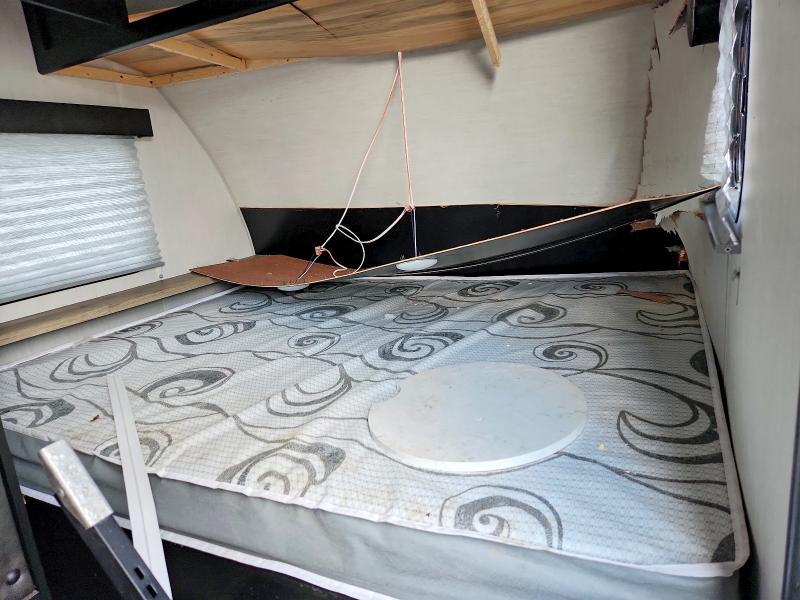 Продажа на аукционе авто 2022 Forest River Wolf Pup, vin: 5ZT2CKFC0NY025212, номер лота: 61329146