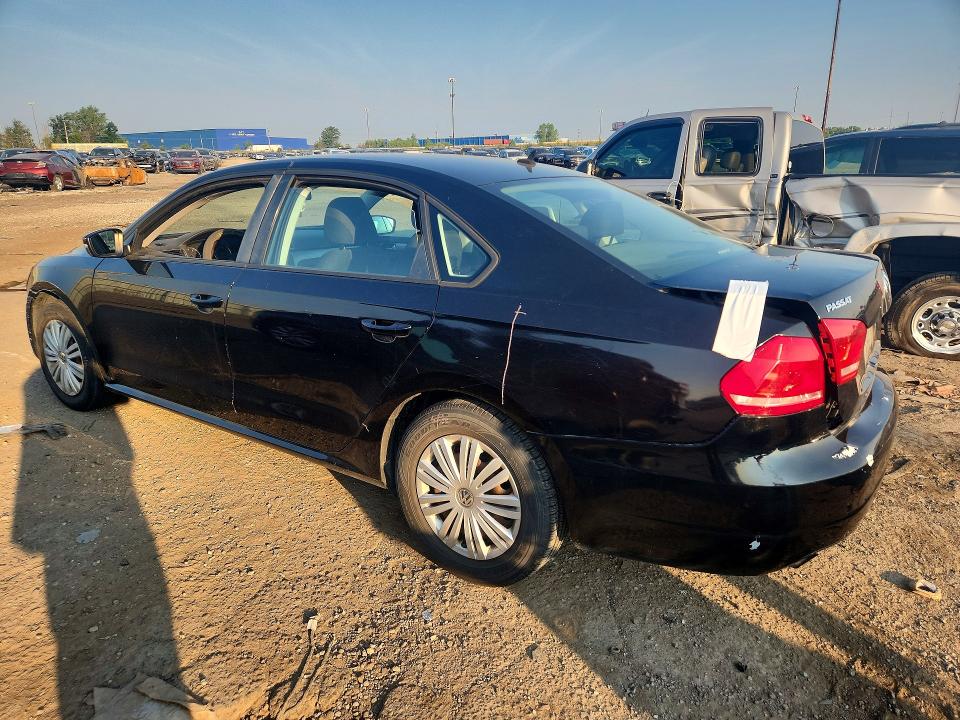 Продажа на аукционе авто 2015 Volkswagen Passat, vin: 1VWAS7A38FC081124, номер лота: 62820436