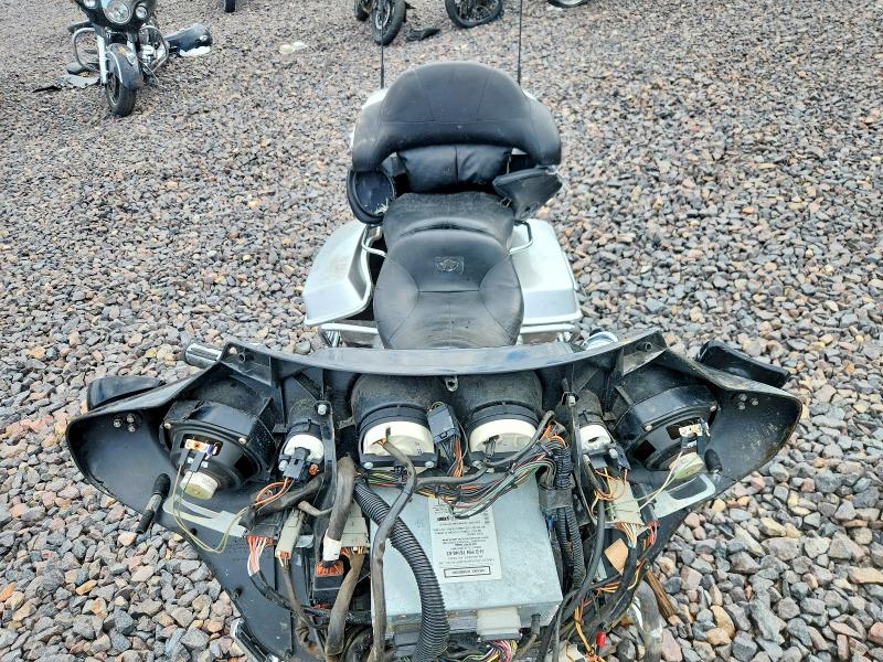 61938176 :رقم المزاد ، 1HD1FCW413Y610914 vin ، 2003 Harley-davidson Flhtcui مزاد بيع