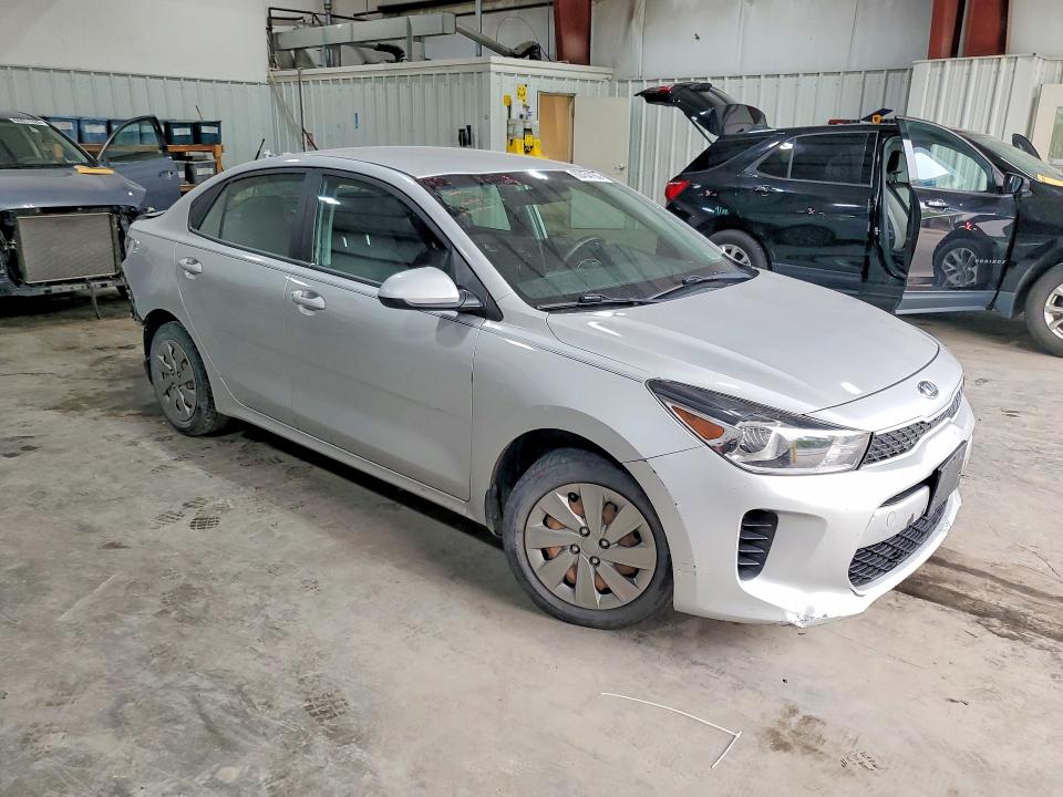 2020 Kia Rio მანქანა იყიდება აუქციონზე, vin: 3KPA24AD4LE330047, აუქციონის ნომერი: 60454156