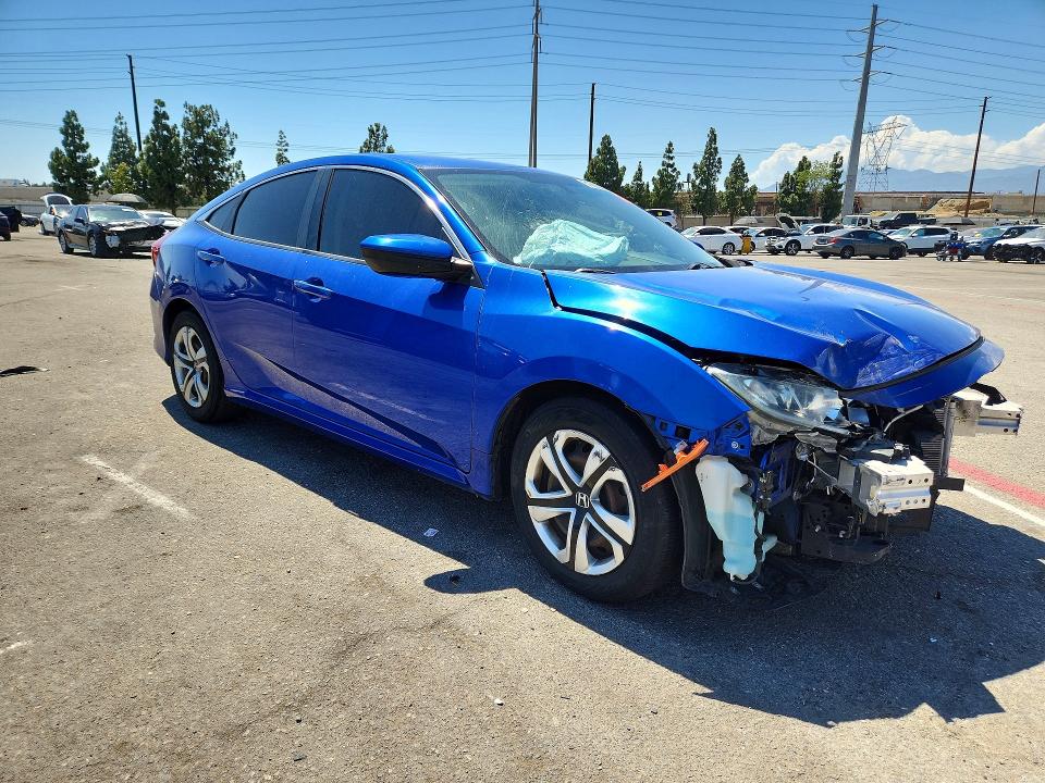61205506 :رقم المزاد ، 2HGFC2F50JH604663 vin ، 2018 Honda Civic مزاد بيع