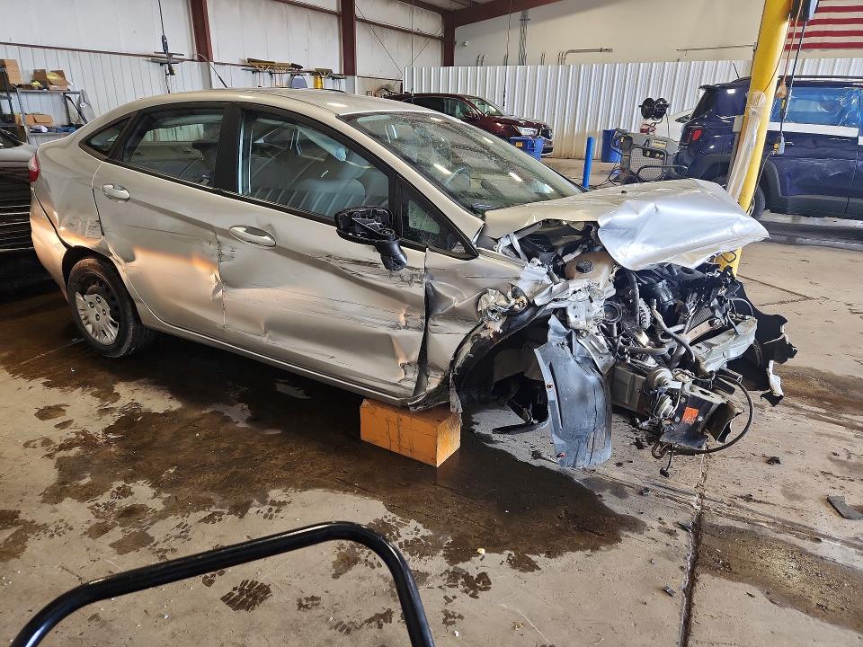 2016 Ford Fiesta მანქანა იყიდება აუქციონზე, vin: 3FADP4AJ0GM142437, აუქციონის ნომერი: 62775806
