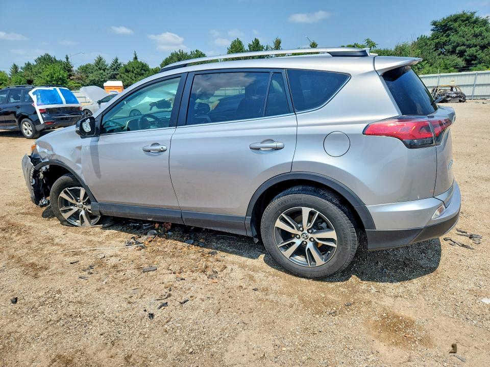 Aukcja sprzedaży 2018 Toyota Rav4, vin: 2T3RFREV2JW704955, numer aukcji: 62671826