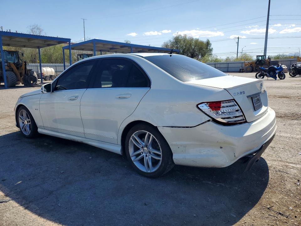 2012 Mercedes-benz C მანქანა იყიდება აუქციონზე, vin: WDDGF4HB9CF853286, აუქციონის ნომერი: 59395166