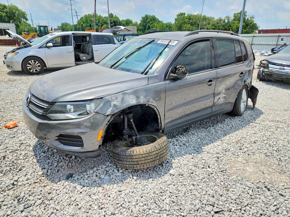 60323416 :رقم المزاد ، WVGAV7AX4FW595947 vin ، 2015 Volkswagen Tiguan مزاد بيع