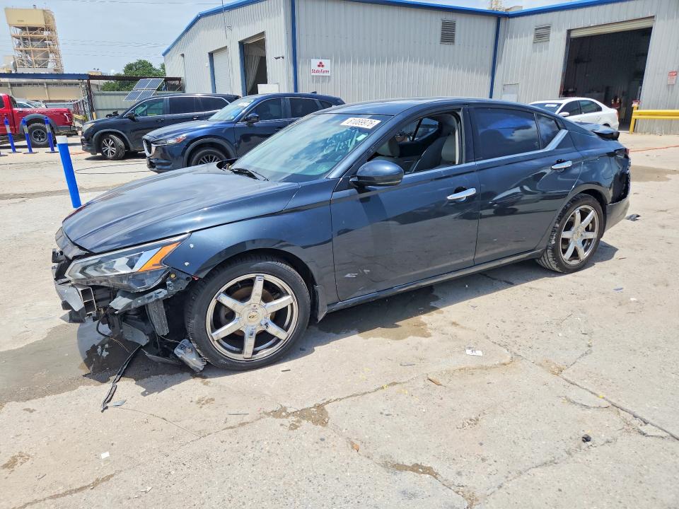 2019 Nissan Altima მანქანა იყიდება აუქციონზე, vin: 1N4BL4DV2KN304777, აუქციონის ნომერი: 61089976