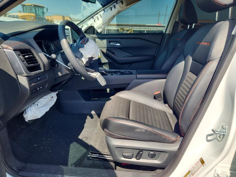 62065696 :رقم المزاد ، 5N1BT3BB1TC697239 vin ، 2026 Nissan Rogue مزاد بيع