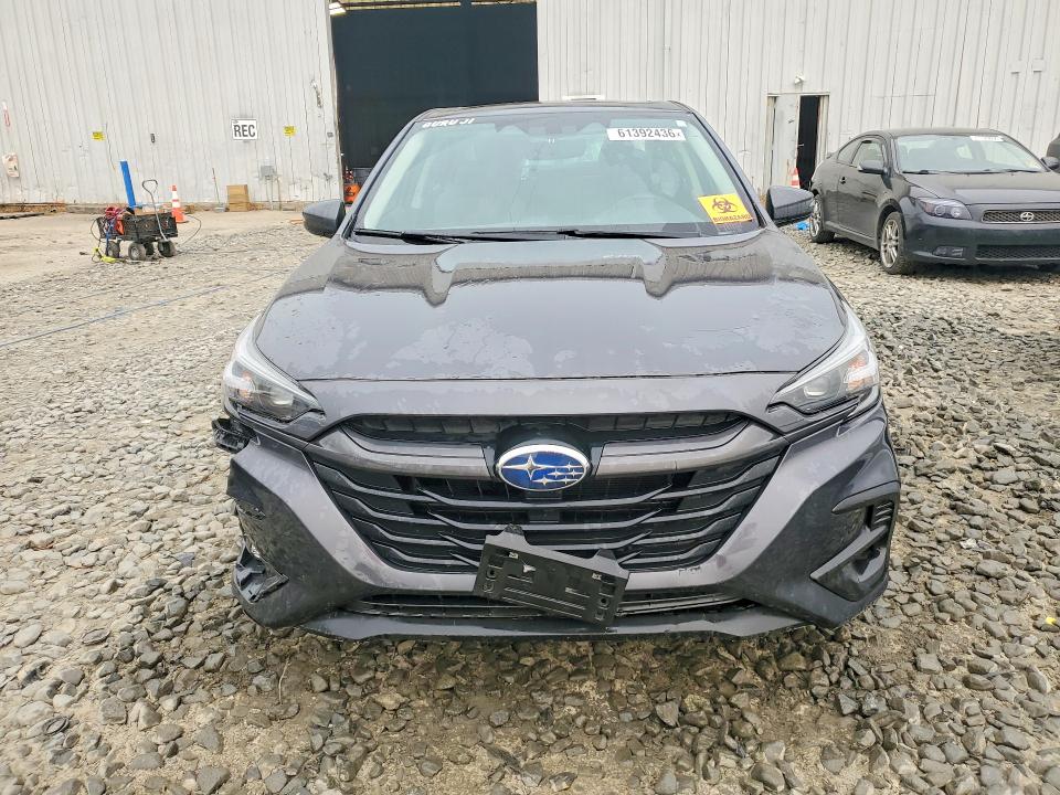 61392436 :رقم المزاد ، 4S3BWAN6XP3017598 vin ، 2023 Subaru Legacy مزاد بيع
